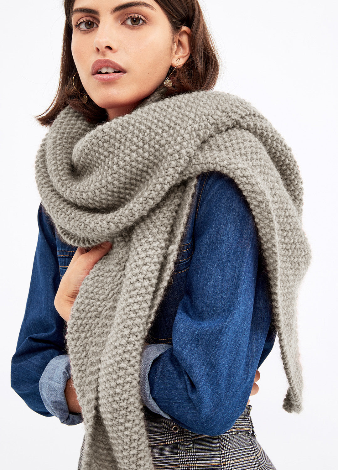 Le Marais Shawl Kit Premium Version – We Are Knitters