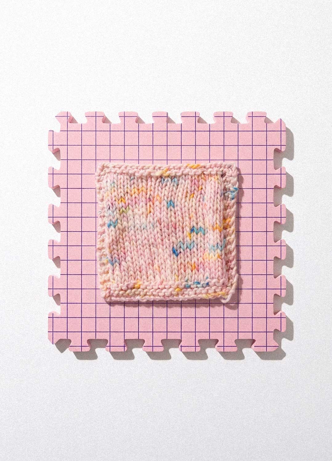 Pink Blocking Mat Knitwear Blocking Mat & Pins Set - Coming Soon