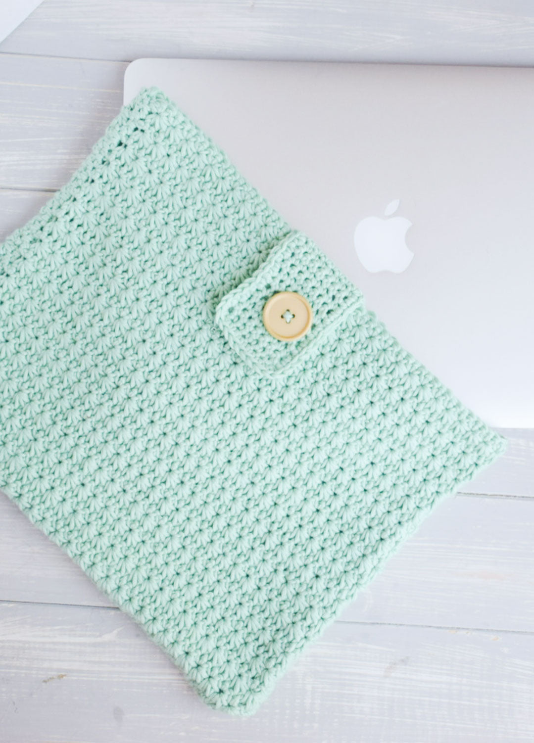 Laptop Sleeve Free Pattern by principe_del_crochet We Are Knitters
